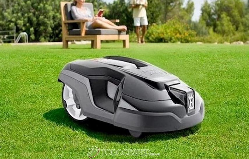 robot cortacésped